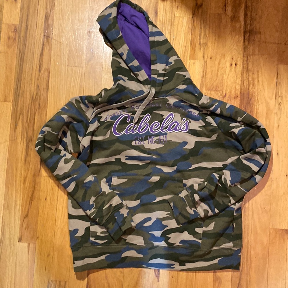 Womens ex large cabela’s hoodie sweatshirt.